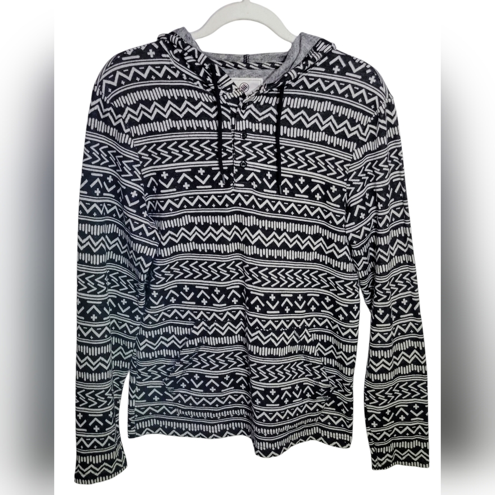 On the Byas Women's Lightweight Aztec Print Hoodie Black White Size S